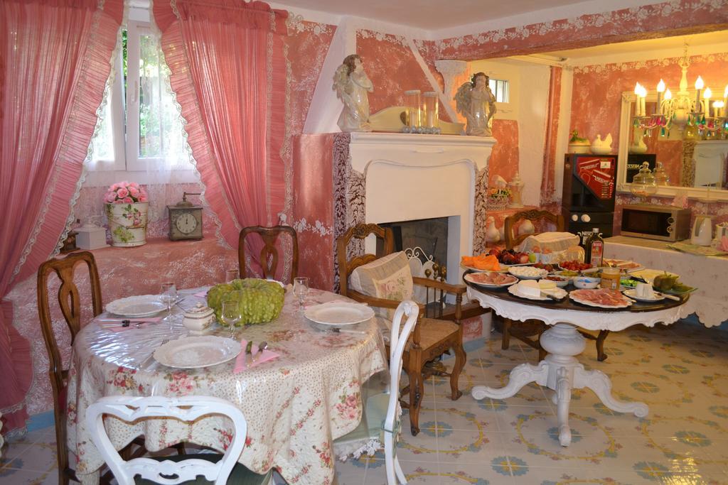 La Maison Delle Favole 데센자노델가르다 외부 사진